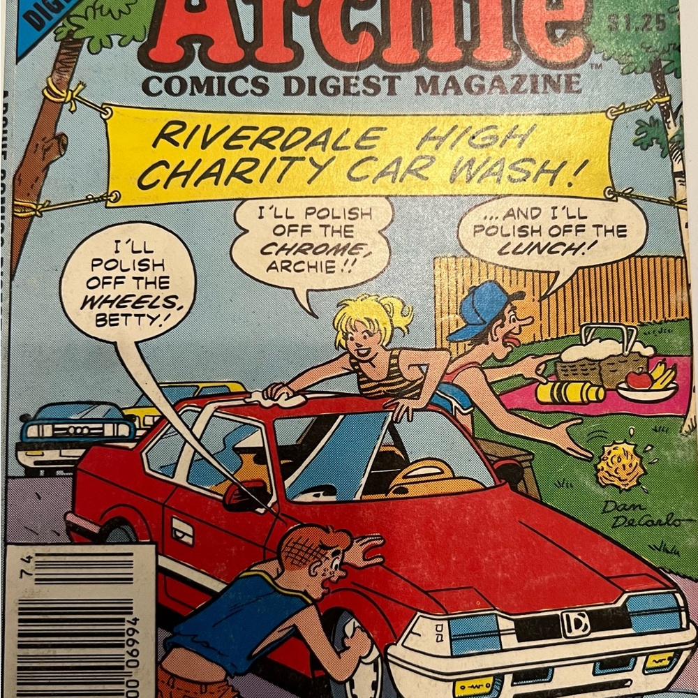 Comic collection - Picture 8 of 12